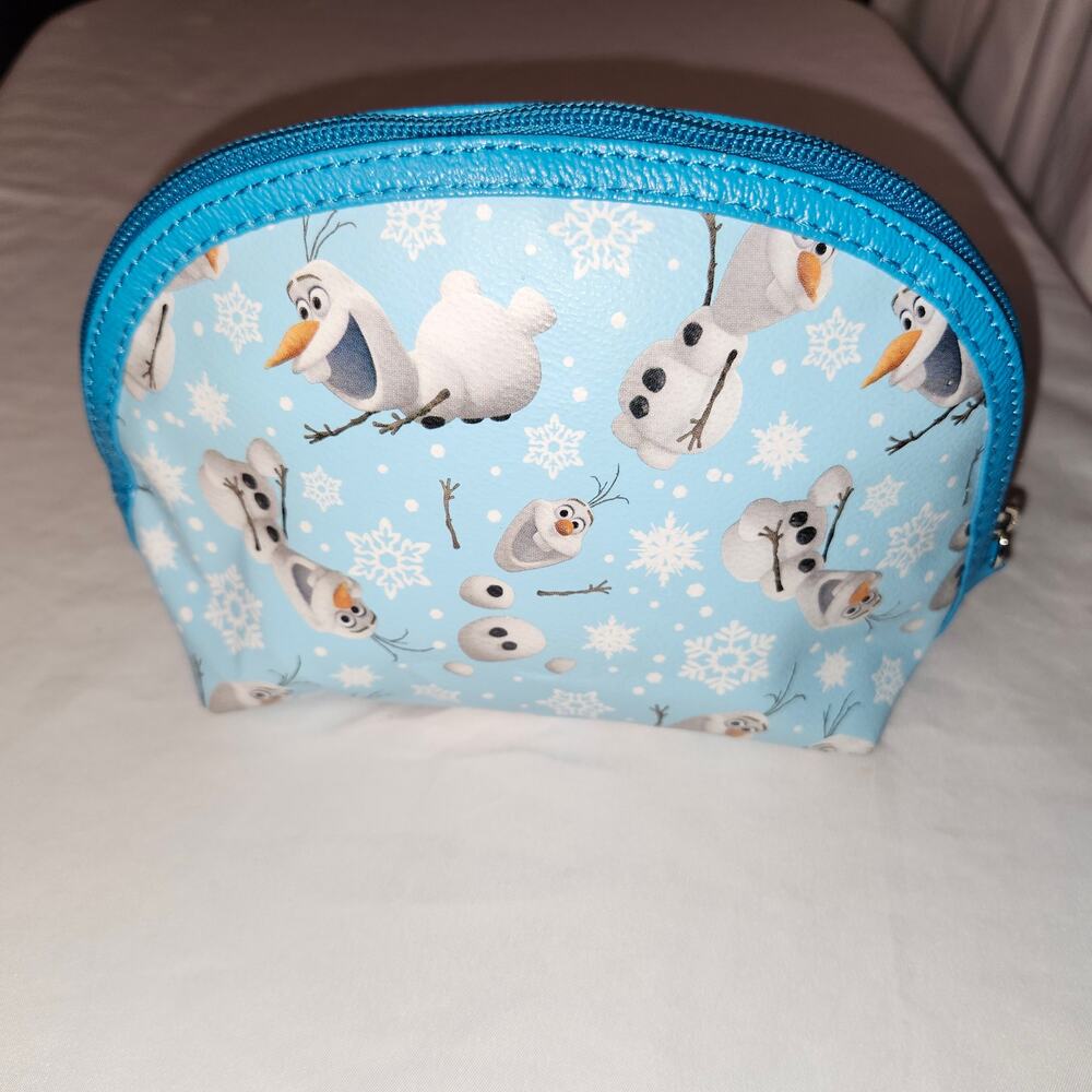 Loungefly Frozen Olaf AOP Makeup Bag • 2014 Heart Logo • NWOT • Rare